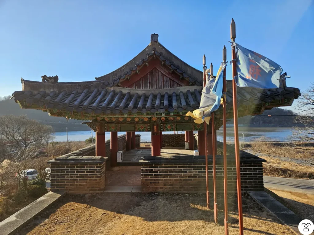 文殊山城 北門の上